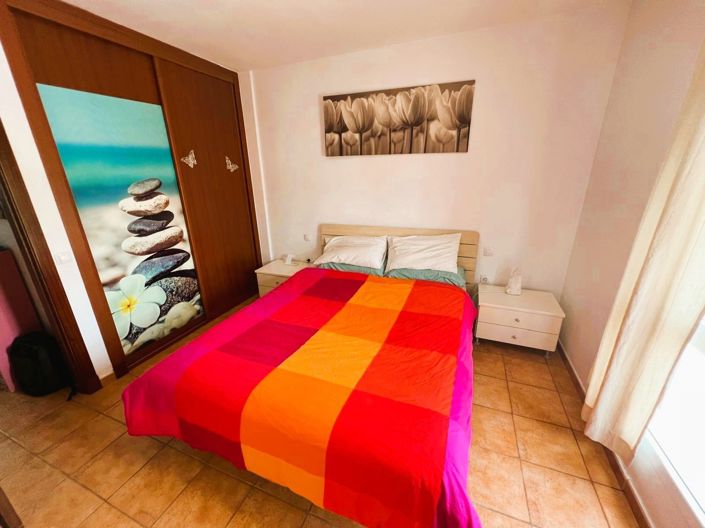 Image No.14-3 Bed Property for sale