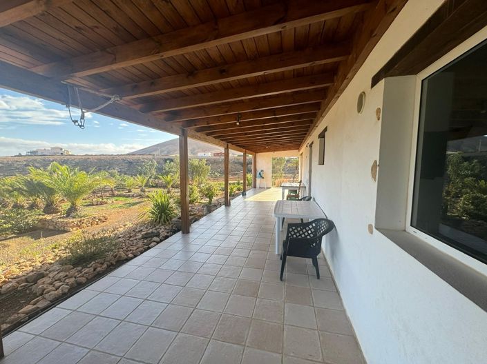 Image No.2-3 Bed Property for sale