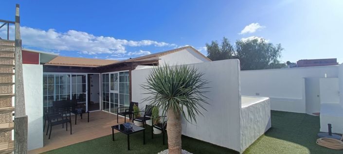 Image No.41-3 Bed Property for sale