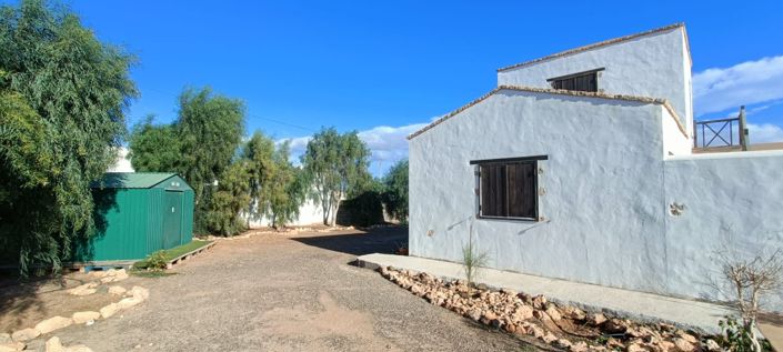 Image No.44-3 Bed Property for sale