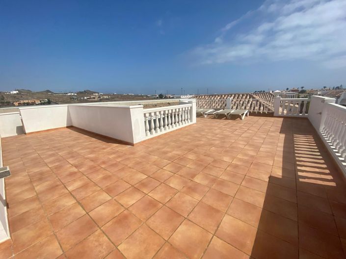 Image No.14-3 Bed Property for sale