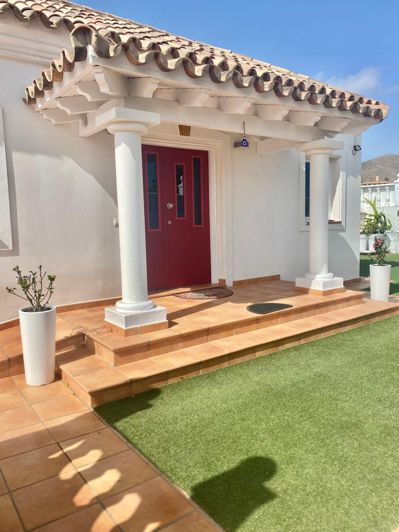 Image No.5-3 Bed Property for sale