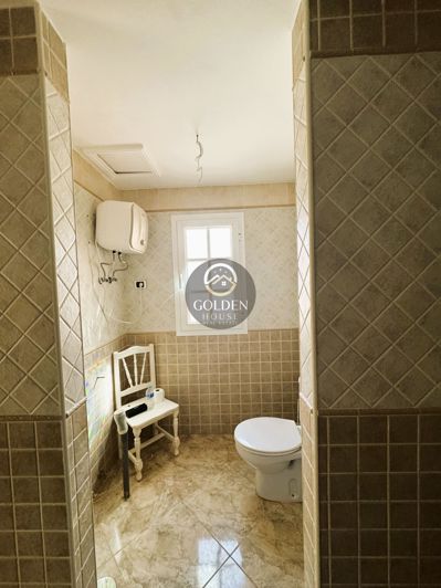 Image No.27-4 Bed Property for sale