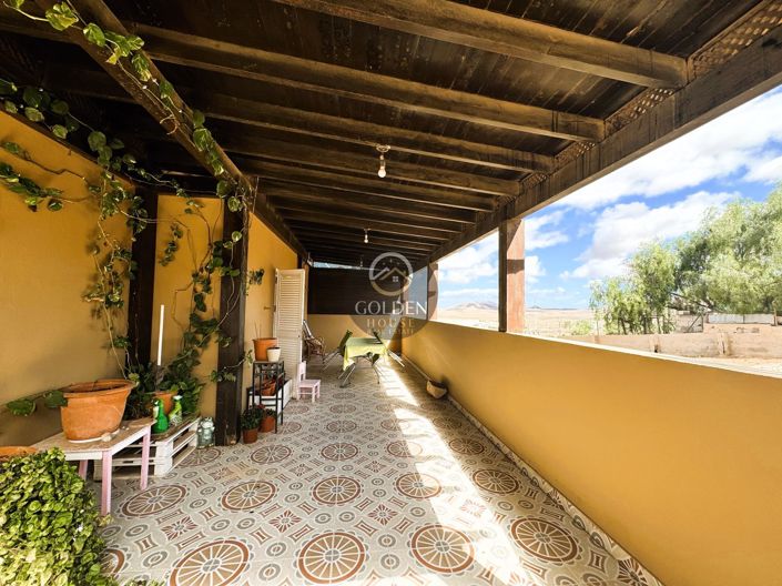 Image No.28-4 Bed Property for sale