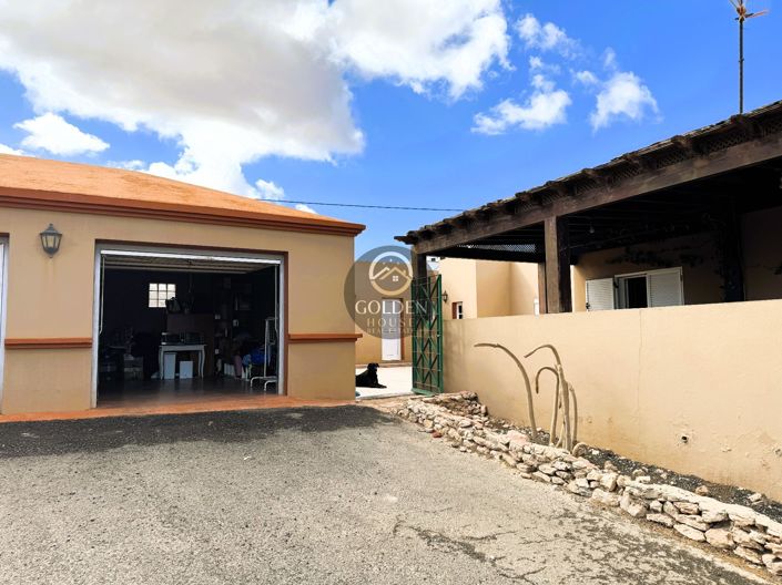 Image No.29-4 Bed Property for sale