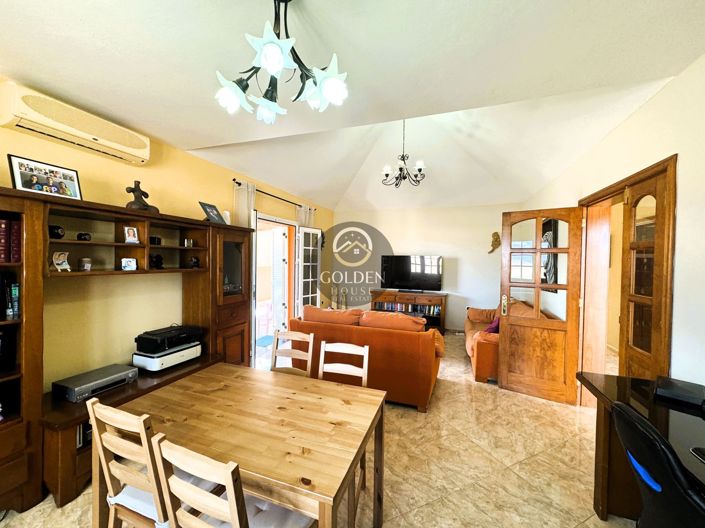 Image No.3-4 Bed Property for sale