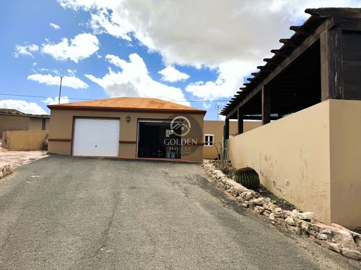 Image No.30-4 Bed Property for sale