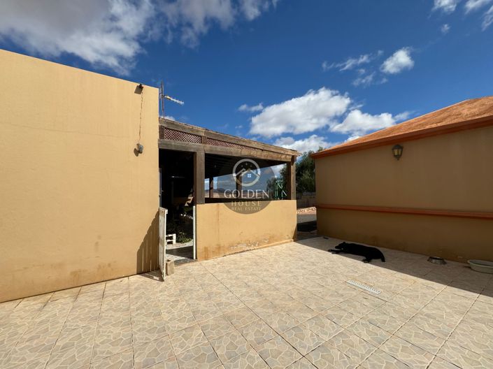 Image No.31-4 Bed Property for sale