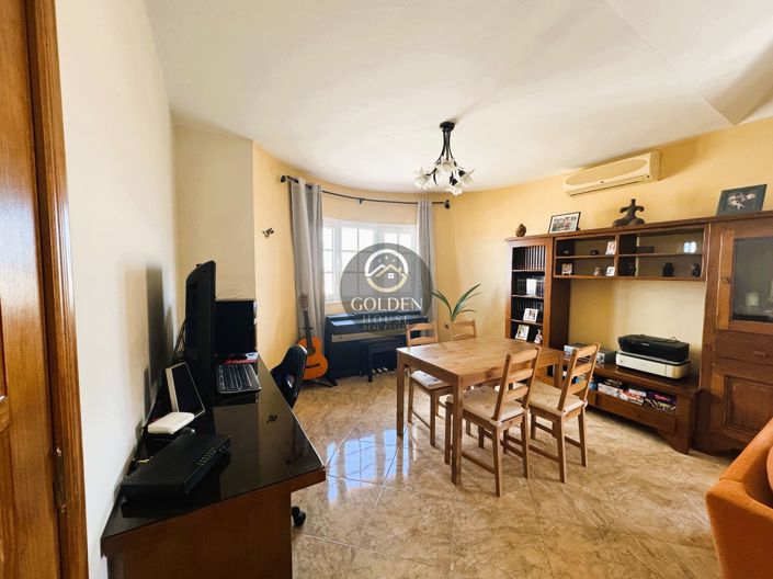 Image No.7-4 Bed Property for sale