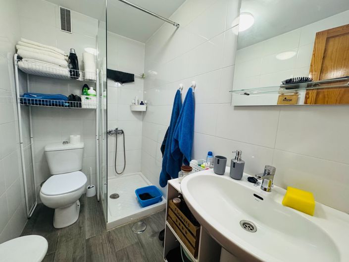 Image No.10-1 Bed Apartment for sale