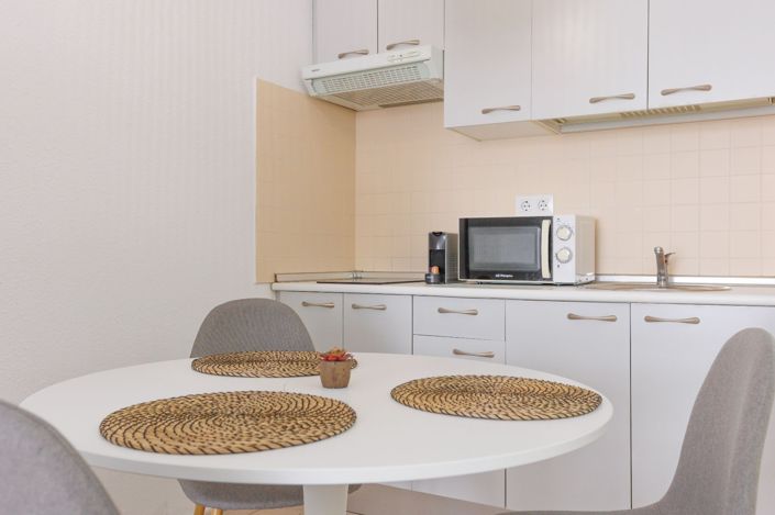 Image No.3-1 Bed Property for sale