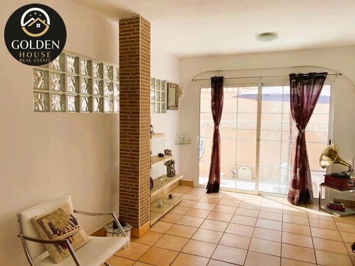 Image No.2-2 Bed Property for sale