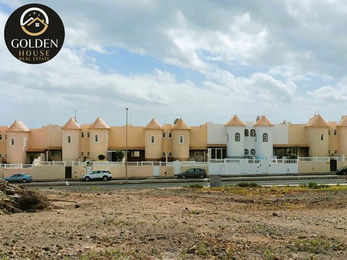 Image No.20-2 Bed Property for sale