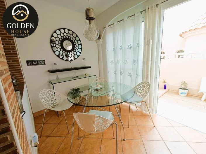 Image No.3-2 Bed Property for sale