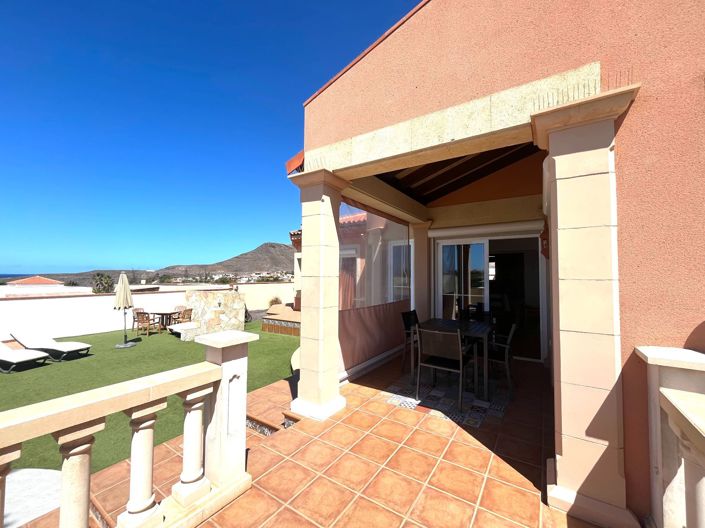 Image No.19-3 Bed Property for sale