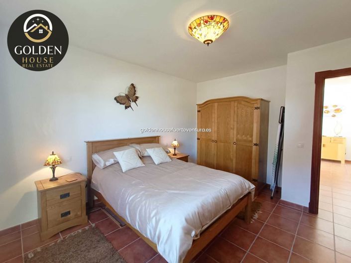 Image No.15-3 Bed Property for sale