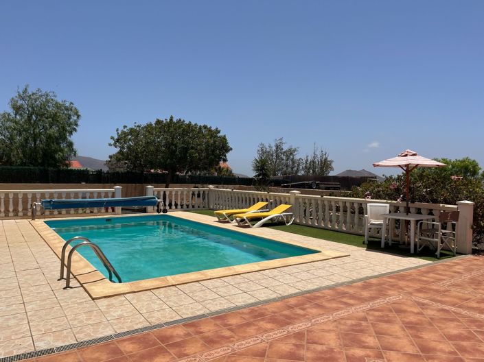 Image No.1-3 Bed Property for sale