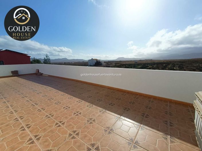 Image No.21-3 Bed Property for sale