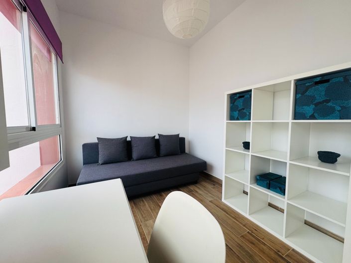 Image No.11-2 Bed Property for sale