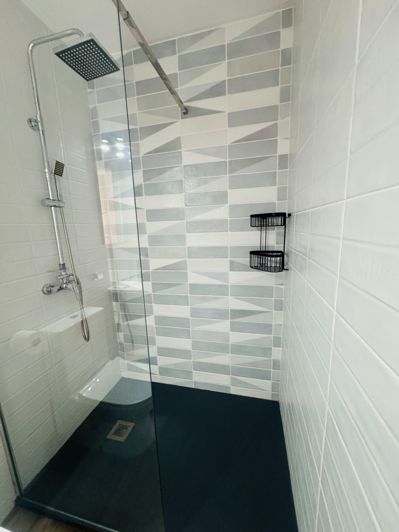 Image No.16-2 Bed Property for sale