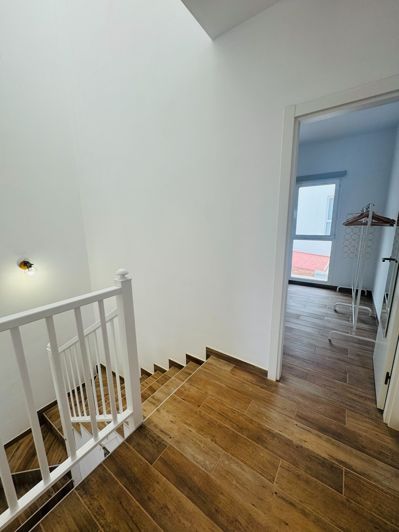 Image No.21-2 Bed Property for sale