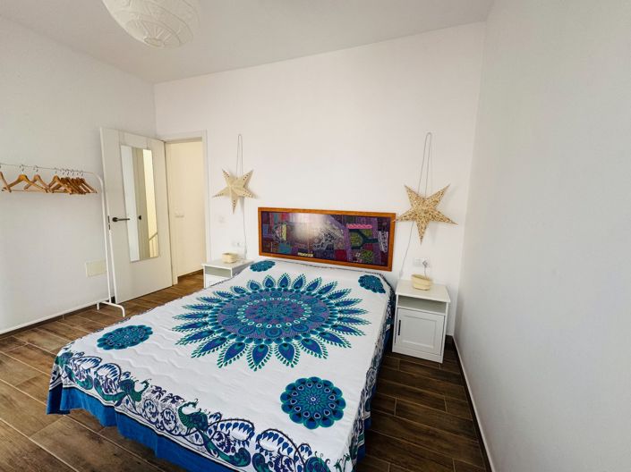 Image No.9-2 Bed Property for sale