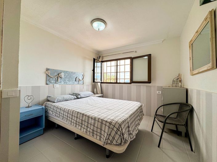 Image No.26-4 Bed Property for sale