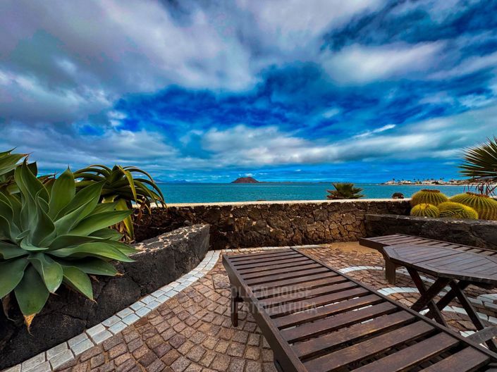 Image No.48-4 Bed Property for sale