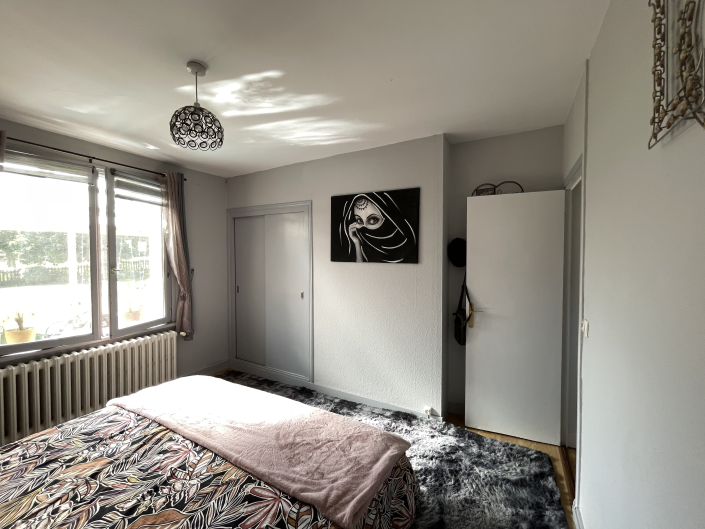 Image No.14-2 Bed House for sale