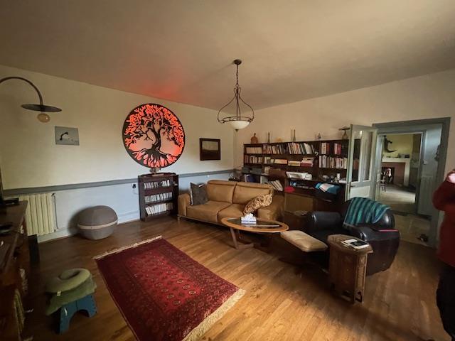 Image No.6-2 Bed House for sale