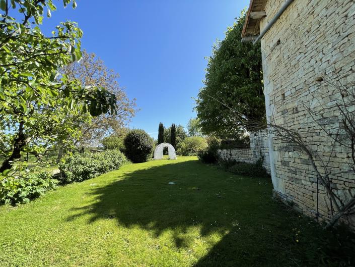 Image No.22-2 Bed House for sale