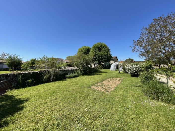 Image No.23-2 Bed House for sale