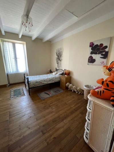 Image No.13-3 Bed House for sale