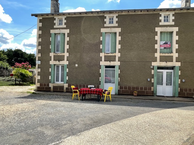 Image No.1-3 Bed House for sale