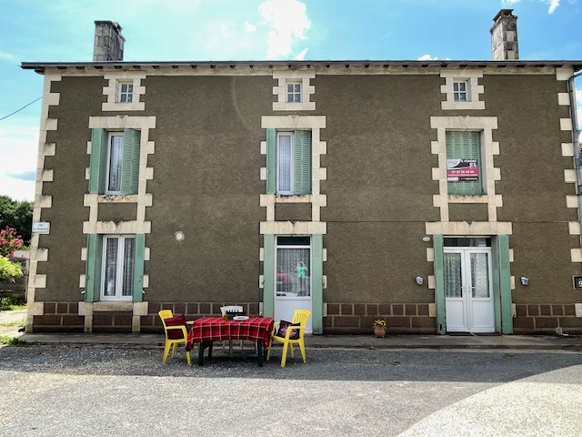 Image No.19-3 Bed House for sale