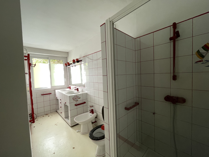 Image No.13-3 Bed House for sale