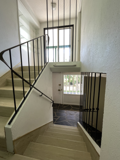 Image No.10-3 Bed House for sale