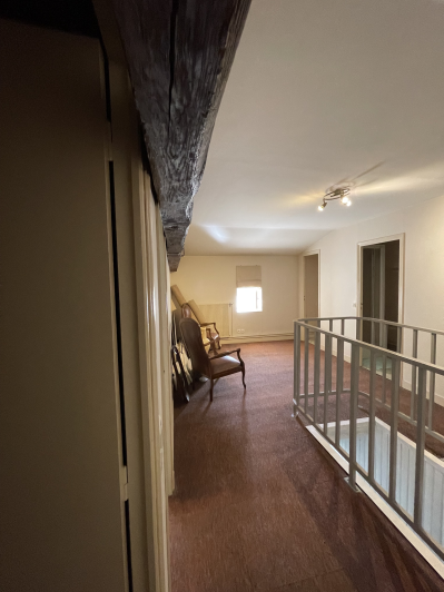 Image No.10-3 Bed House for sale