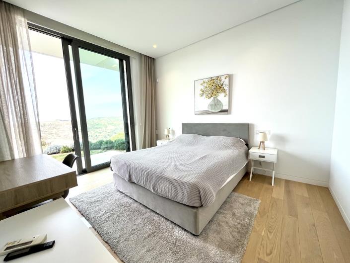 Image No.14-3 Bed Villa / Detached for sale