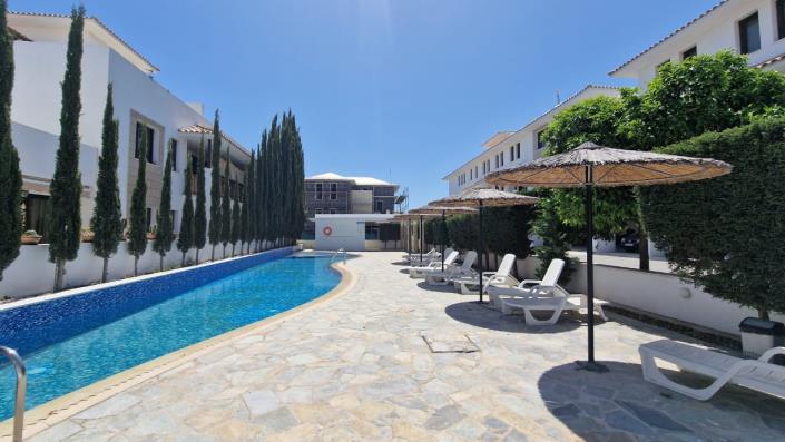 Image No.1-3 Bed House for sale