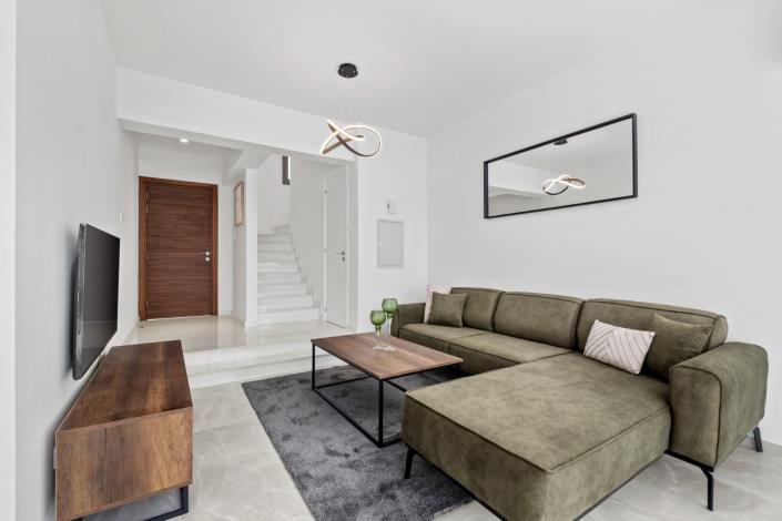 Image No.8-3 Bed House for sale