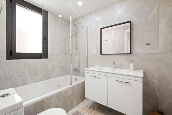 Image No.5-3 Bed House for sale