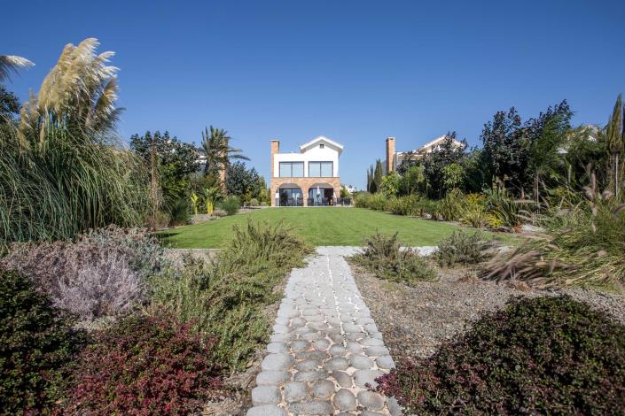 Image No.4-5 Bed Villa / Detached for sale