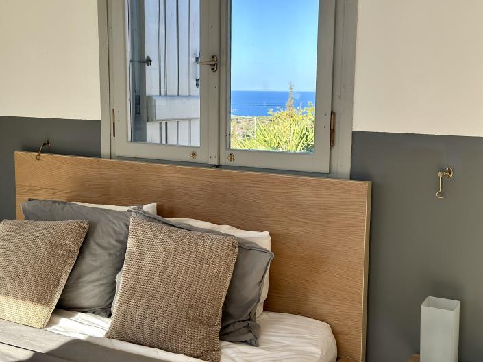 Image No.10-2 Bed House for sale