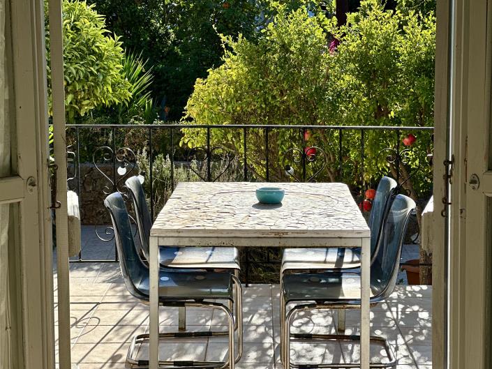 Image No.5-2 Bed House for sale