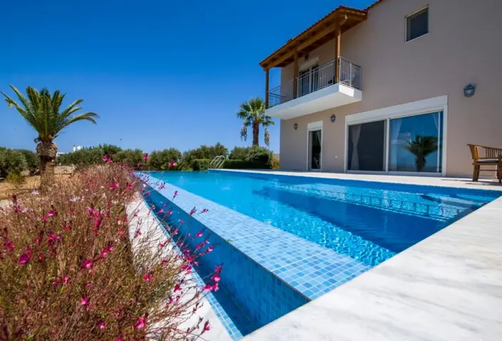 Image No.8-3 Bed Villa for sale