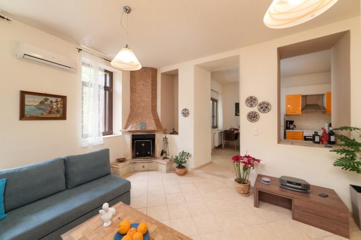 Image No.3-2 Bed Villa for sale