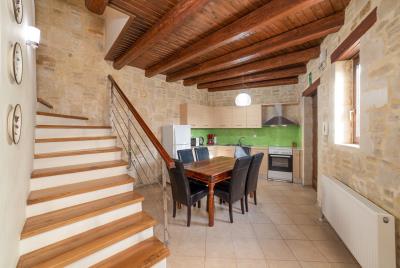 95d688d38a404fb3a3772d8a6dec5346