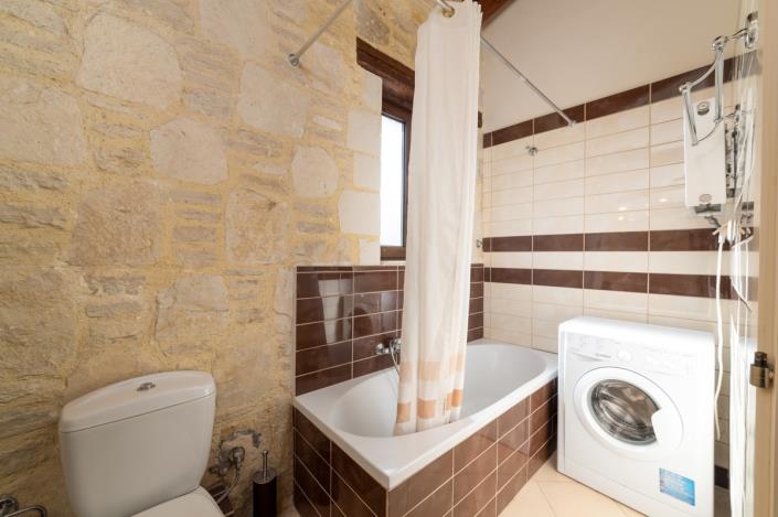 Image No.11-2 Bed Villa for sale