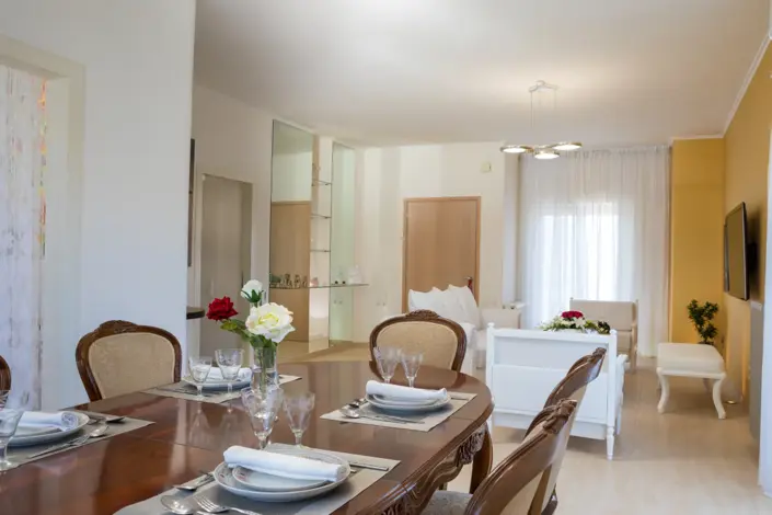 Image No.7-2 Bed Apartment for sale